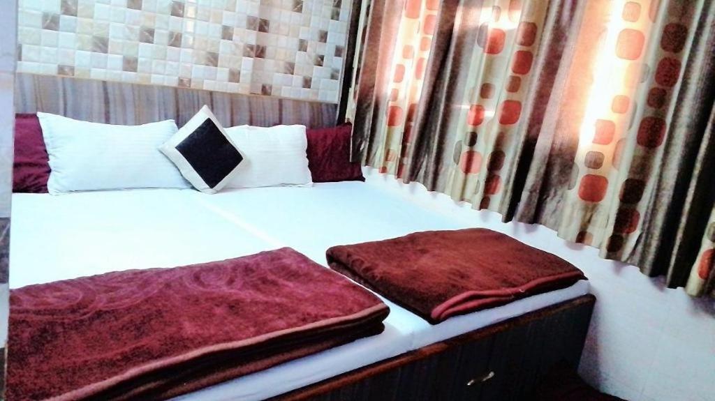 Ajanta Hotel 100 Mtrs Railway Station & 400 Mtrs Dargah Аджмер Екстериор снимка