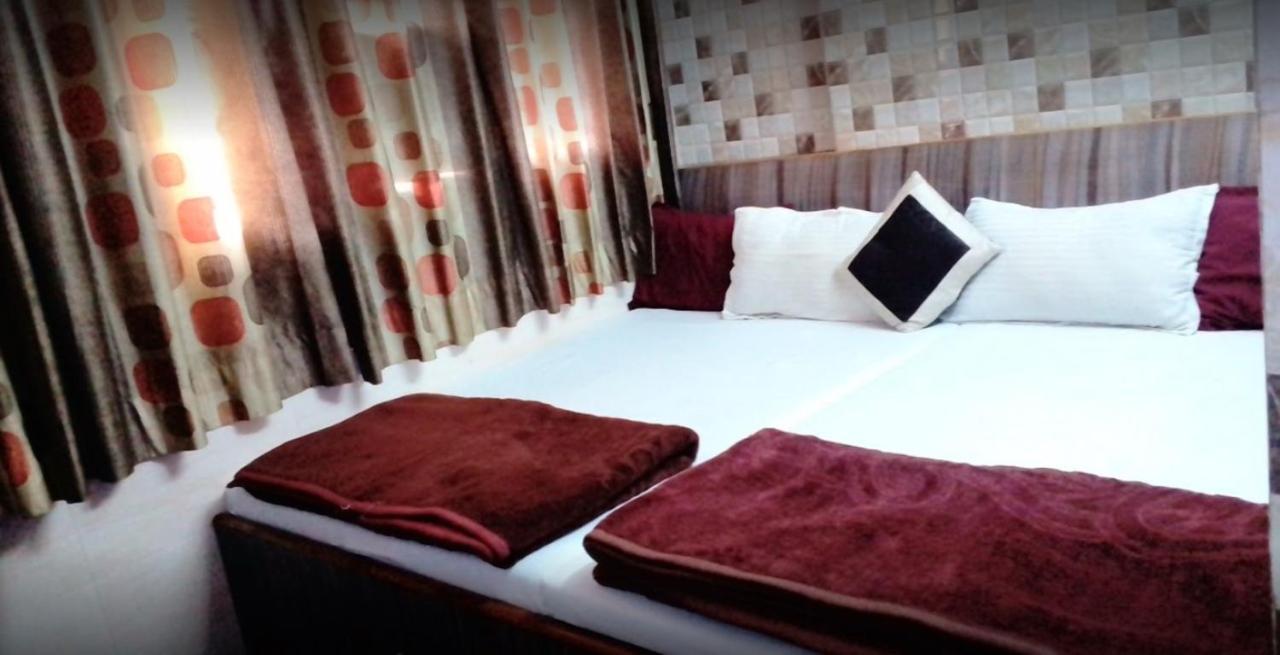 Ajanta Hotel 100 Mtrs Railway Station & 400 Mtrs Dargah Аджмер Екстериор снимка